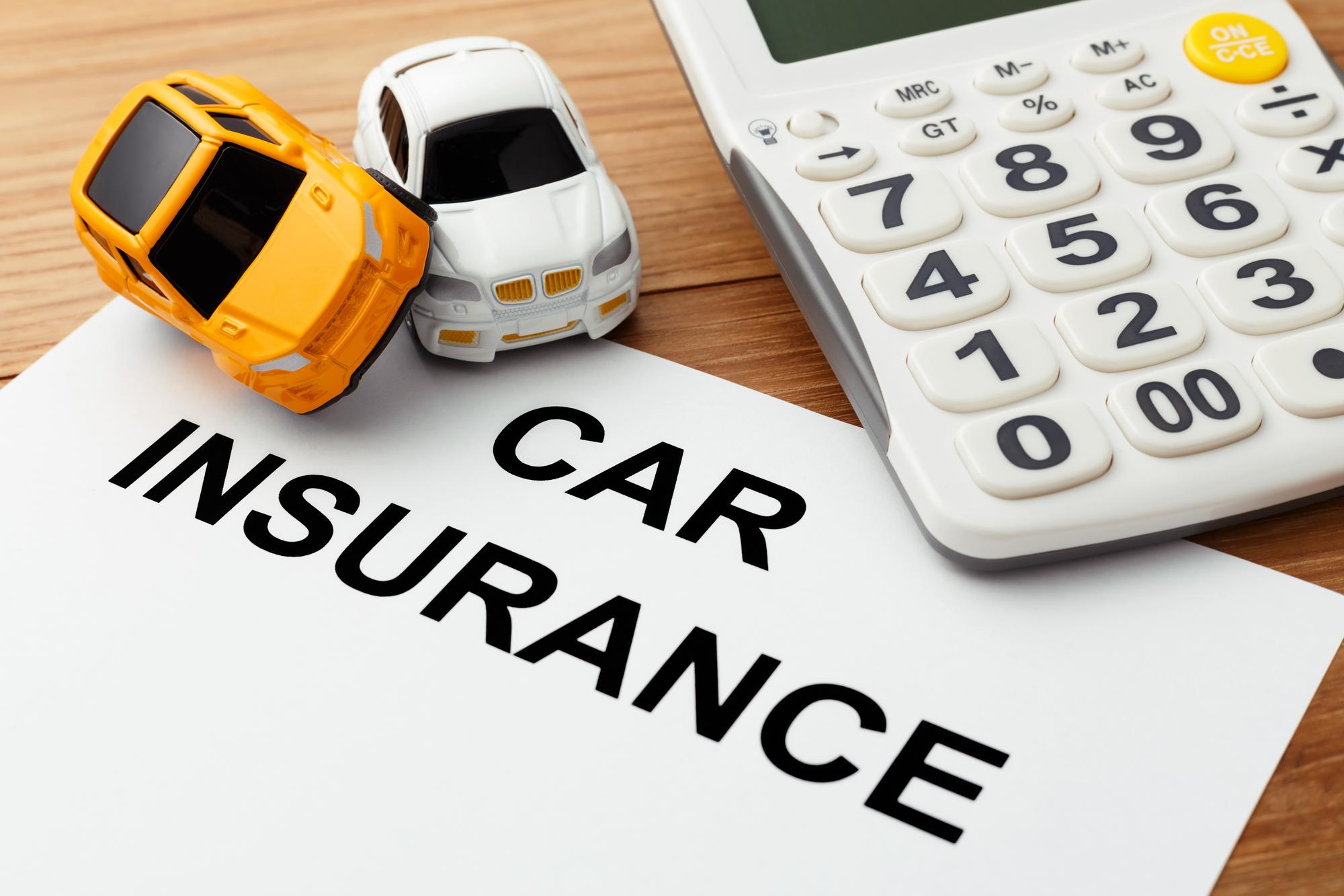 How are auto insurance premiums calculated? | Lomonte & Collings